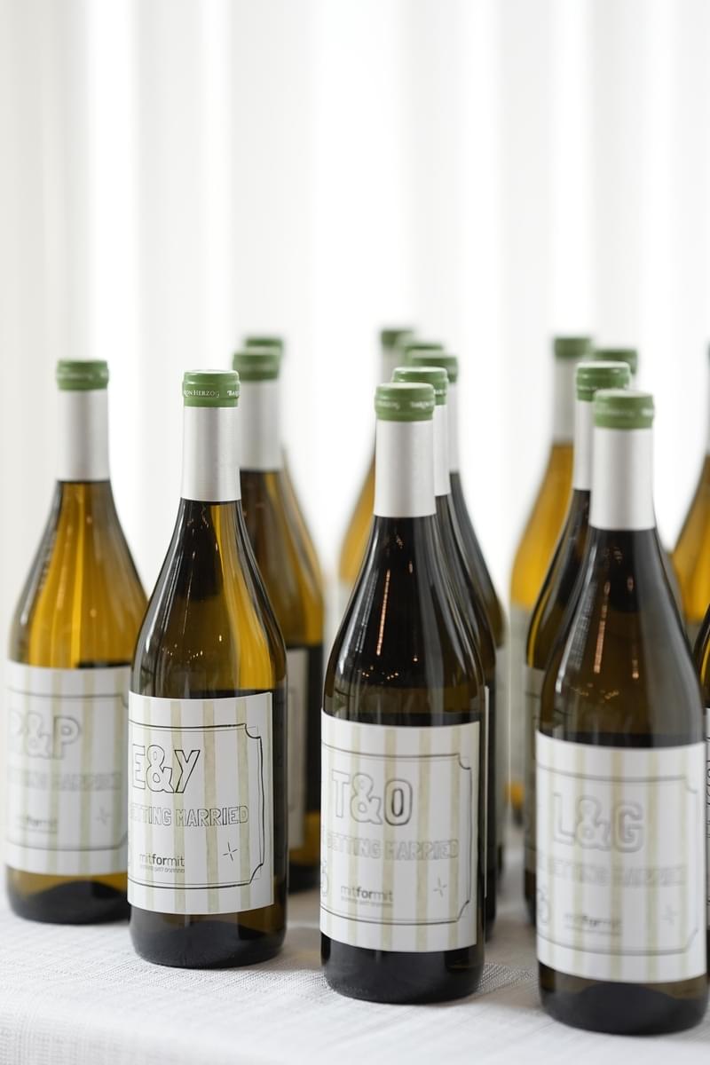 לוקיישן: אחוזה בכפר