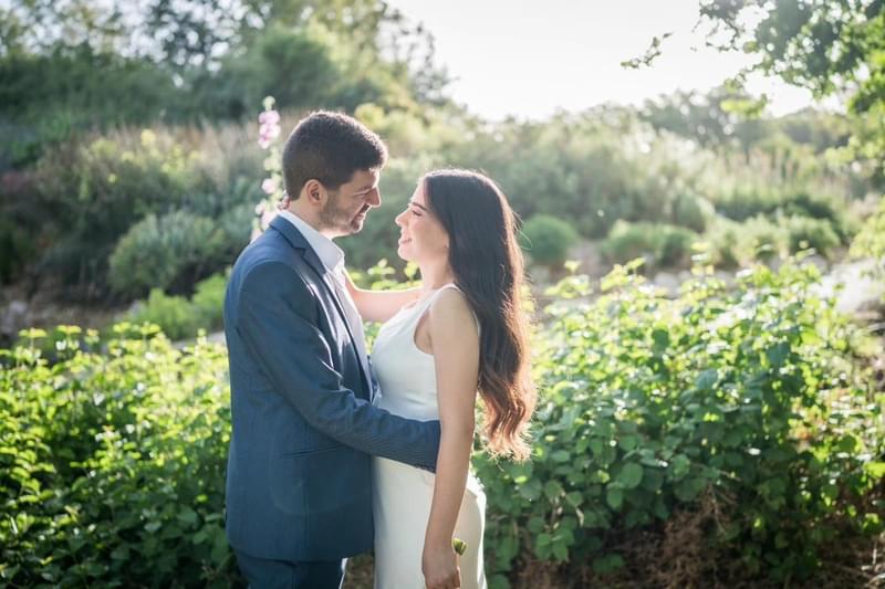 ארגון וניהול אירועים - חתונה אחת, הרבה ציפיות: המדריך לזוגות שרוצים להישאר נאמנים לעצמם